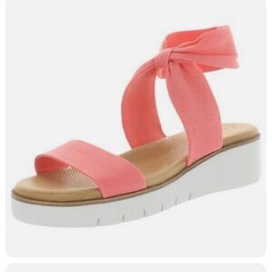 CORSO COMO WOMENS BLAYKE
OPEN TOE COMFORT WEDGE
SANDALS PLATFORMS